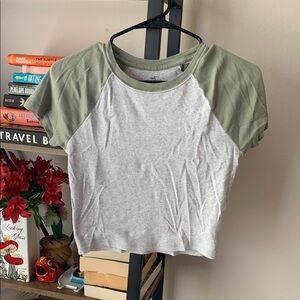 Hollister Green Crop Raglan T-Shirt